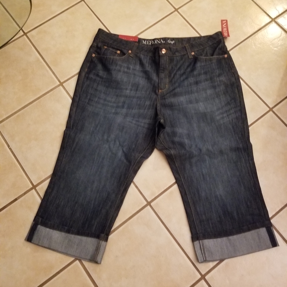 Merona capri pants NWT